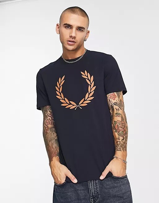 Fred Perry Large Laurel Wreath T Shirt Navy UK Size Small | eBay