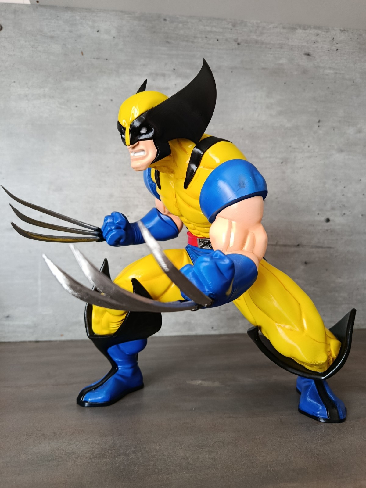 Figurine Wolverine de 32 cm statuette de collection pour fan de comics Marvel