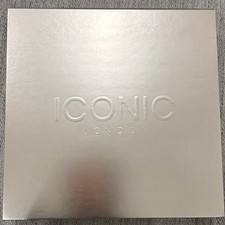 Iconic London Day to Slay Eyeshadow Palette 2...