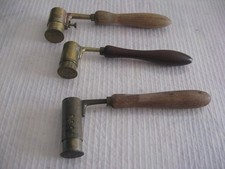 3 anciens doseurs poudre plomb