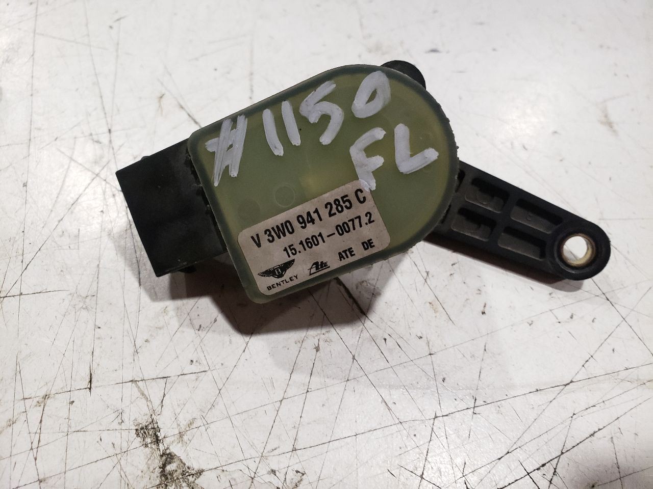 Bentley Flying Spur 2006 Right Level sensor P/N 3W0941286C