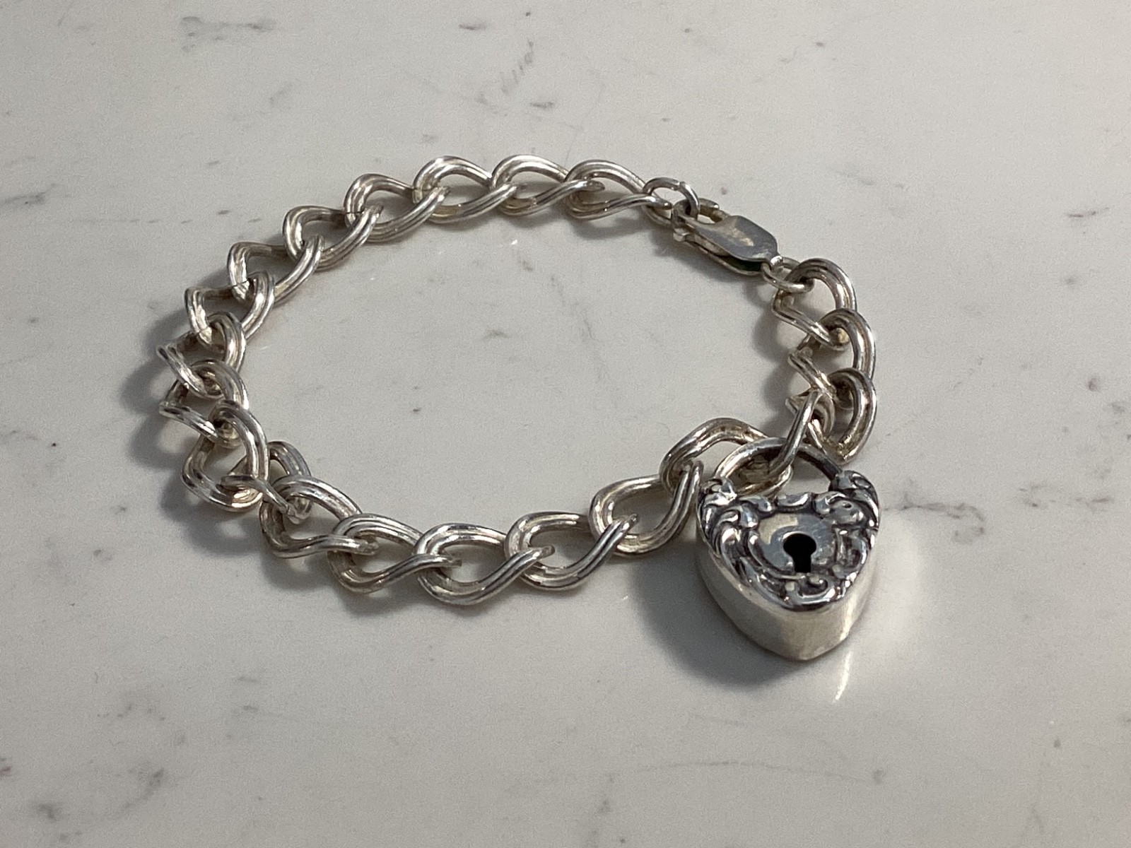 AUTHENTIC SIGNED STERLING SILVER REPOUSE HEART CH… - image 4