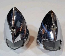 Buick 5951052 Rh Lh Pair Guide L4-60 License Plate Light Lamp Bezel Chrome Buick 5951052 Rh Lh Pair Guide L4-60 License Plate Light Lamp Bezel Chrome