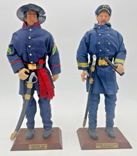 2 USED FORMATIVE UNION SOLDIERS W/ STANDS, NEED CLEANING