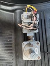 High E 2 Gas Valve And Regulator USED R020010...