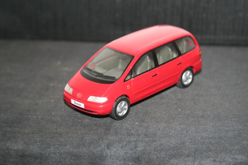 Seltener VW Sharan Volkswagen Herpa Großmodell Spielzeugauto Modellauto 1/43 - Bild 2 von 4