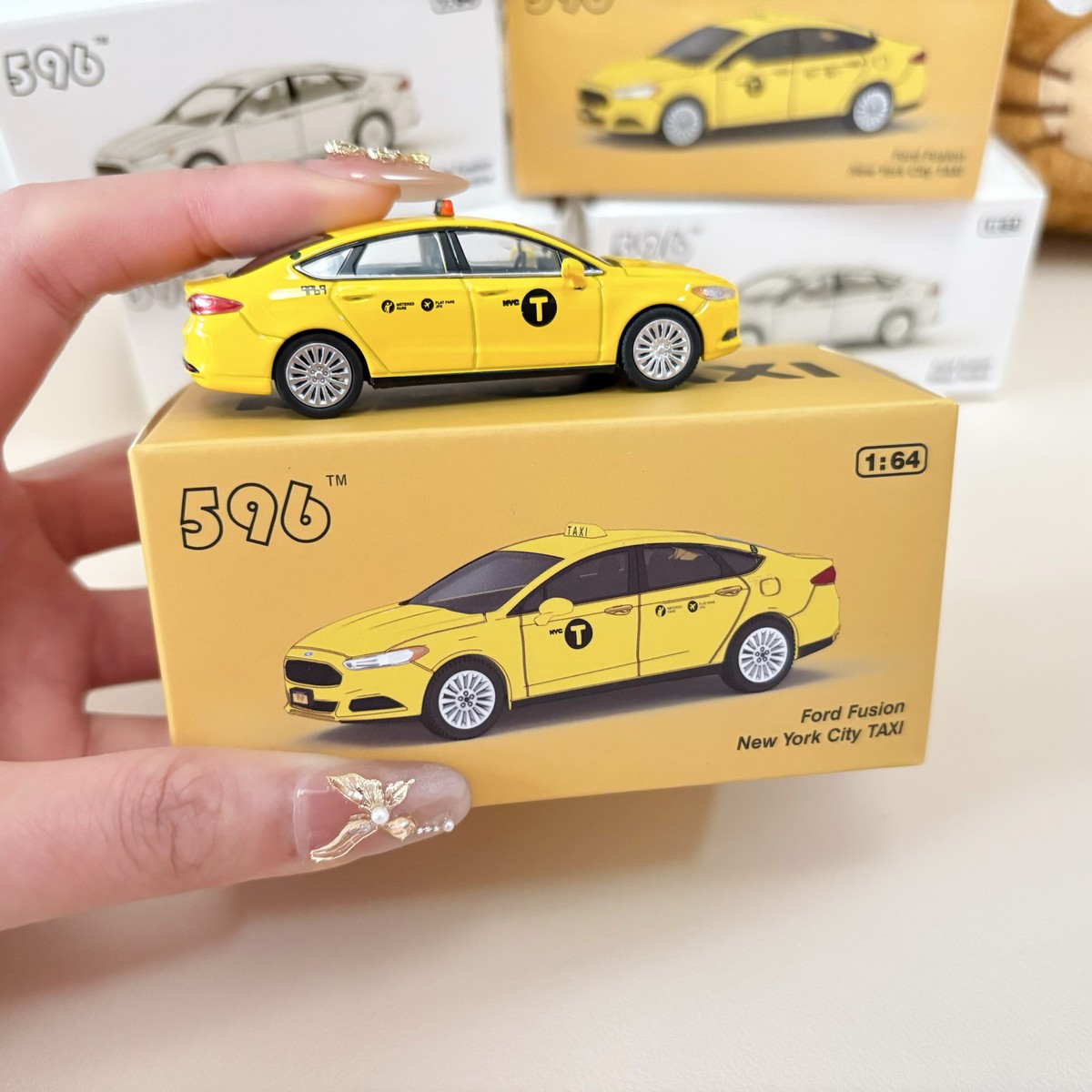 KUSTOMCITY COMMEMORATIVE EDITION ミニカー Mini GT x Kaido House Nissan Skyline 2000GT-R (KPGC10) Kaido