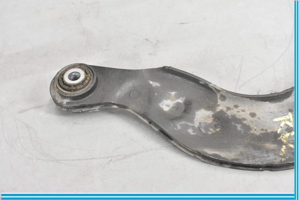 06-13 Volvo C70 Wishbone / Brazo de suspensión apto para parte trasera derecha lado del pasajero OEM Foto 4 de 4