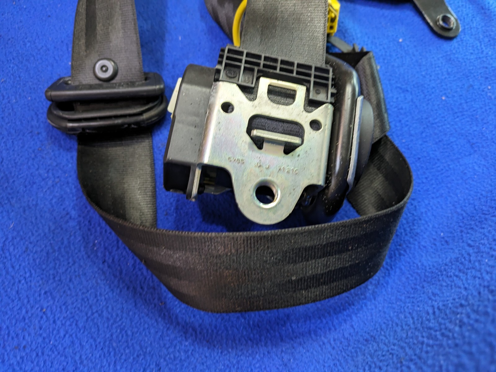 black 06-12 Bentley Continental Flying Spur Front Right Side Seat Belt OEM