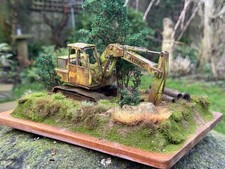 1/32 farm vehicles digger excavator diorama weathered