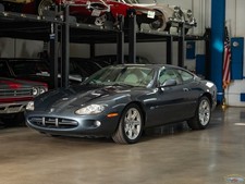 2000 Jaguar XK8 