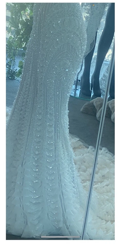 J’Aton Custom Wedding Gown Size 6 - image 4 of 4