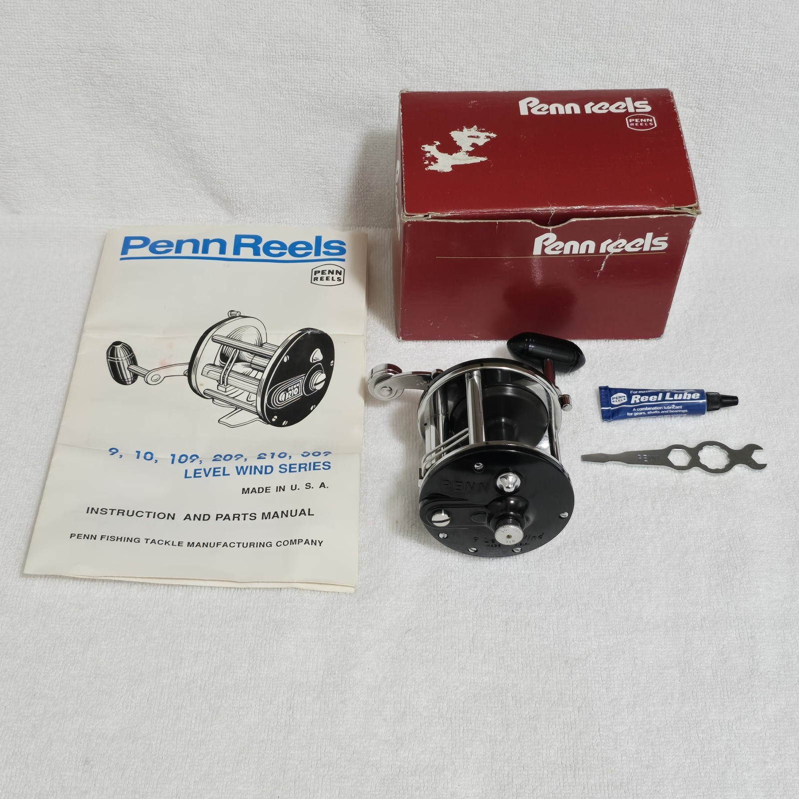 New Penn 9 Level Wind Baitcasting Fishing Reel Right Hand Re