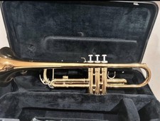 Brass Trumpet Gold Lacquered 3 Piston Valves Water Key with Case