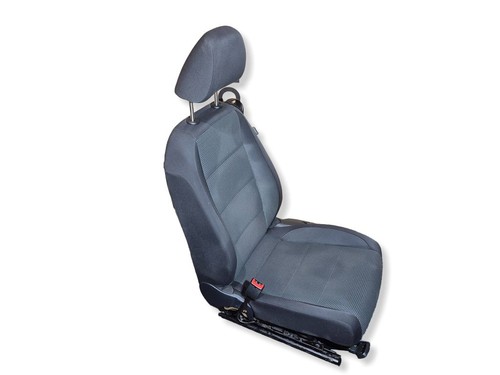 Volkswagen Golf VI 2010 Vorne links Fahrersitz 1K3881105EH VEC9515