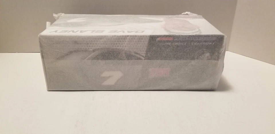  Dave Blaney #7 Sany 2013 Chevy SS Tommy Baldwin Racing TBR 1/24 NIB By LIONEL  - Image 4 of 4