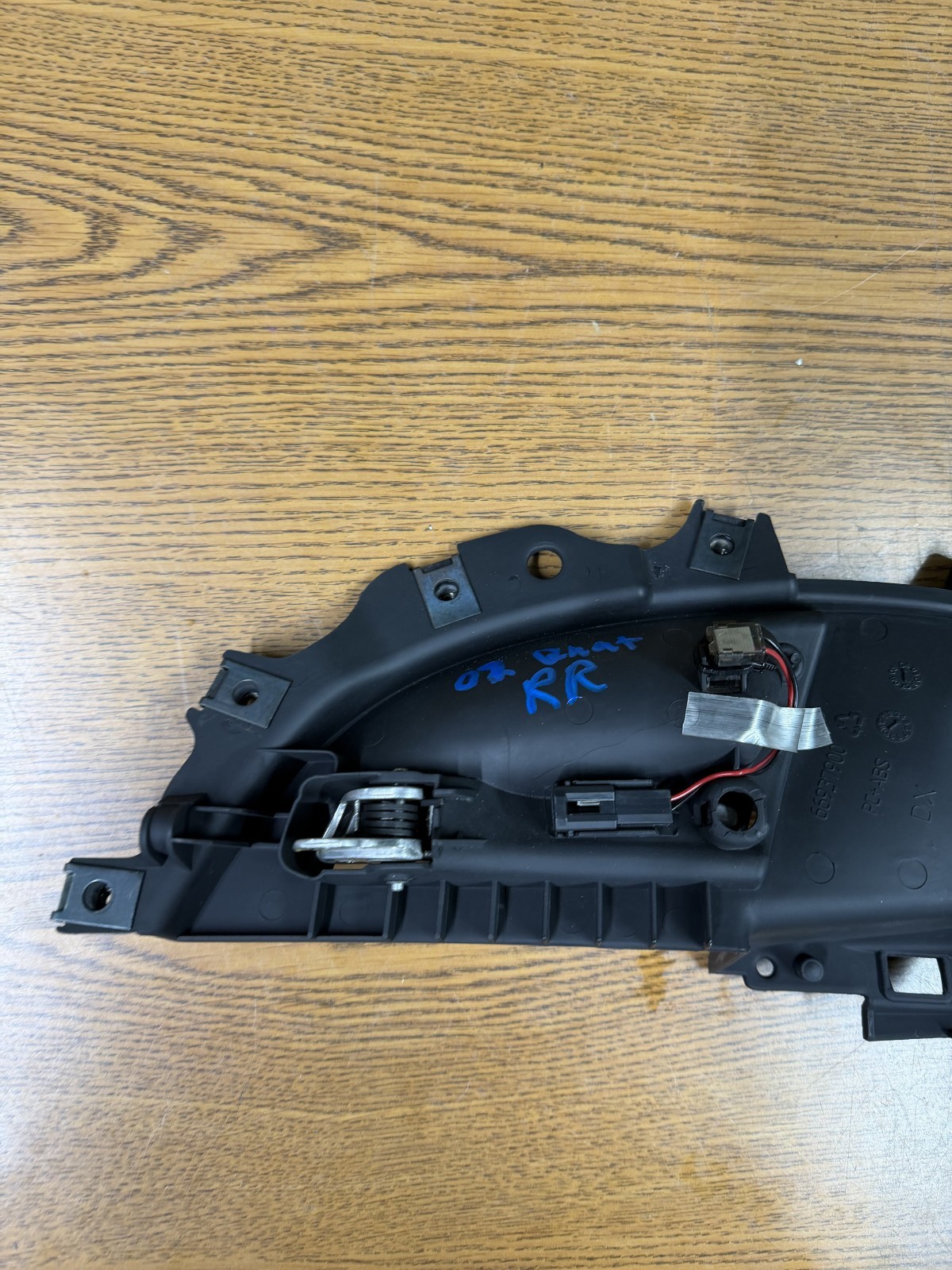 2003-2013 Maserati Quattroporte Right Rear Side Interior Door Handle NICE OEM