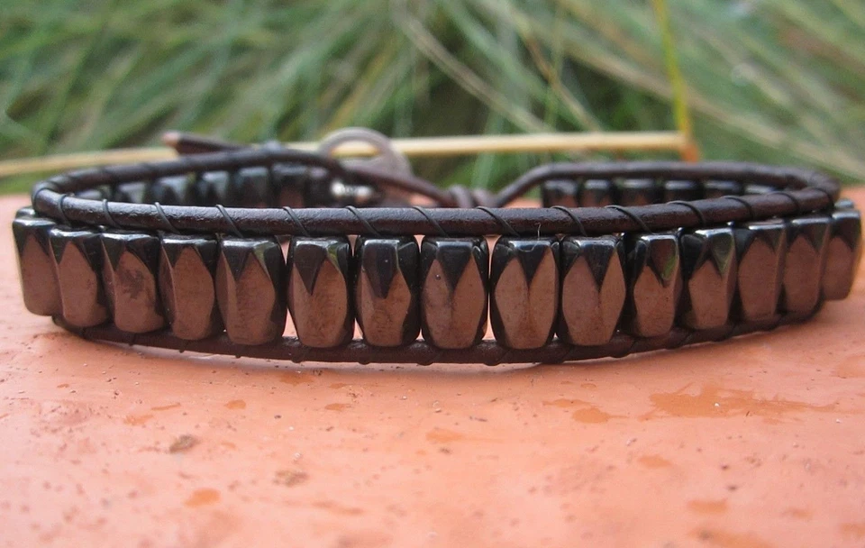 ``Handmade Men's Magnetic Brown Leather Fish Trout Surf Black Magnets Bracelet Foto 3 de 3