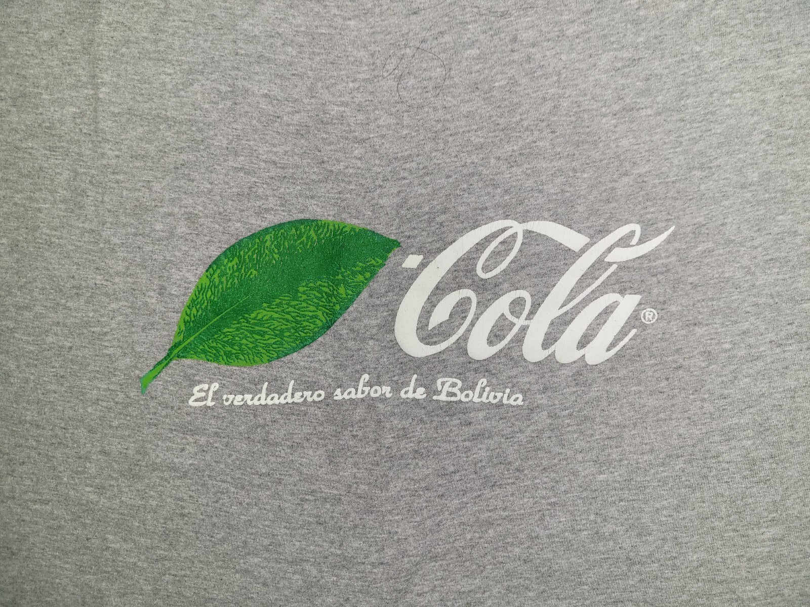 Camiseta Jara Marca Cola El Verdadero Sabor de Bolivia Gris