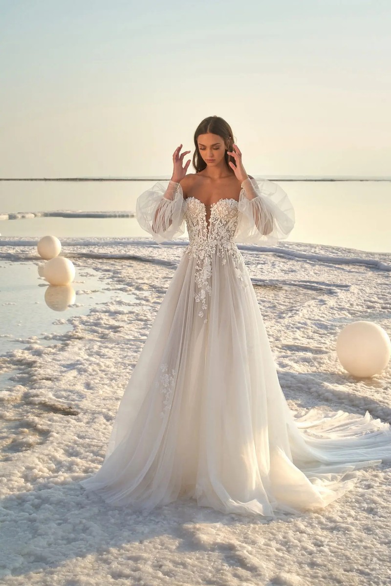 Champagne Wedding Dresses Hawaiian Beach Proposal In Paradise: Unique
