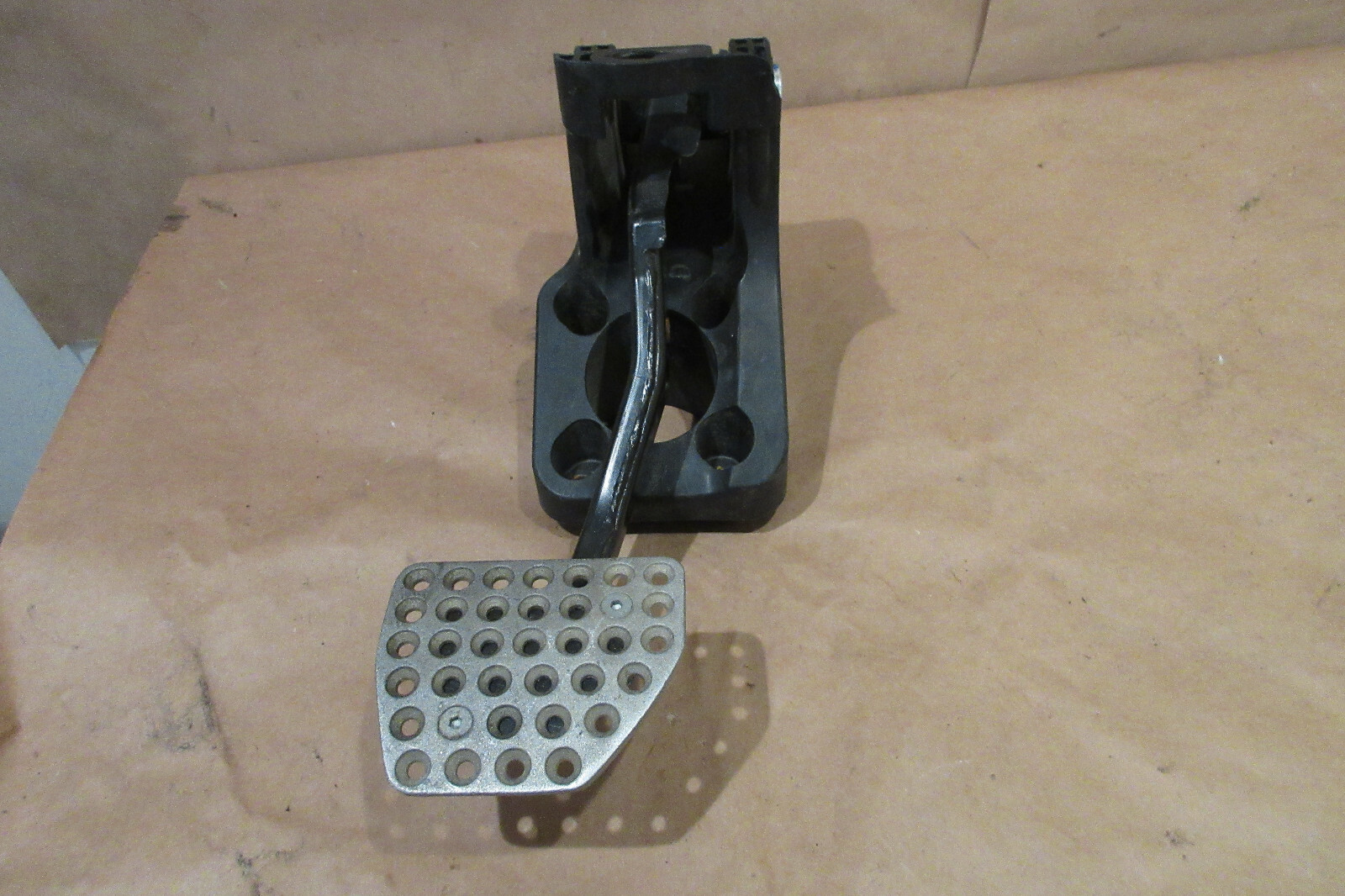 Ferrari 458 - Brake Pedal Box With Pedal P/N 256436