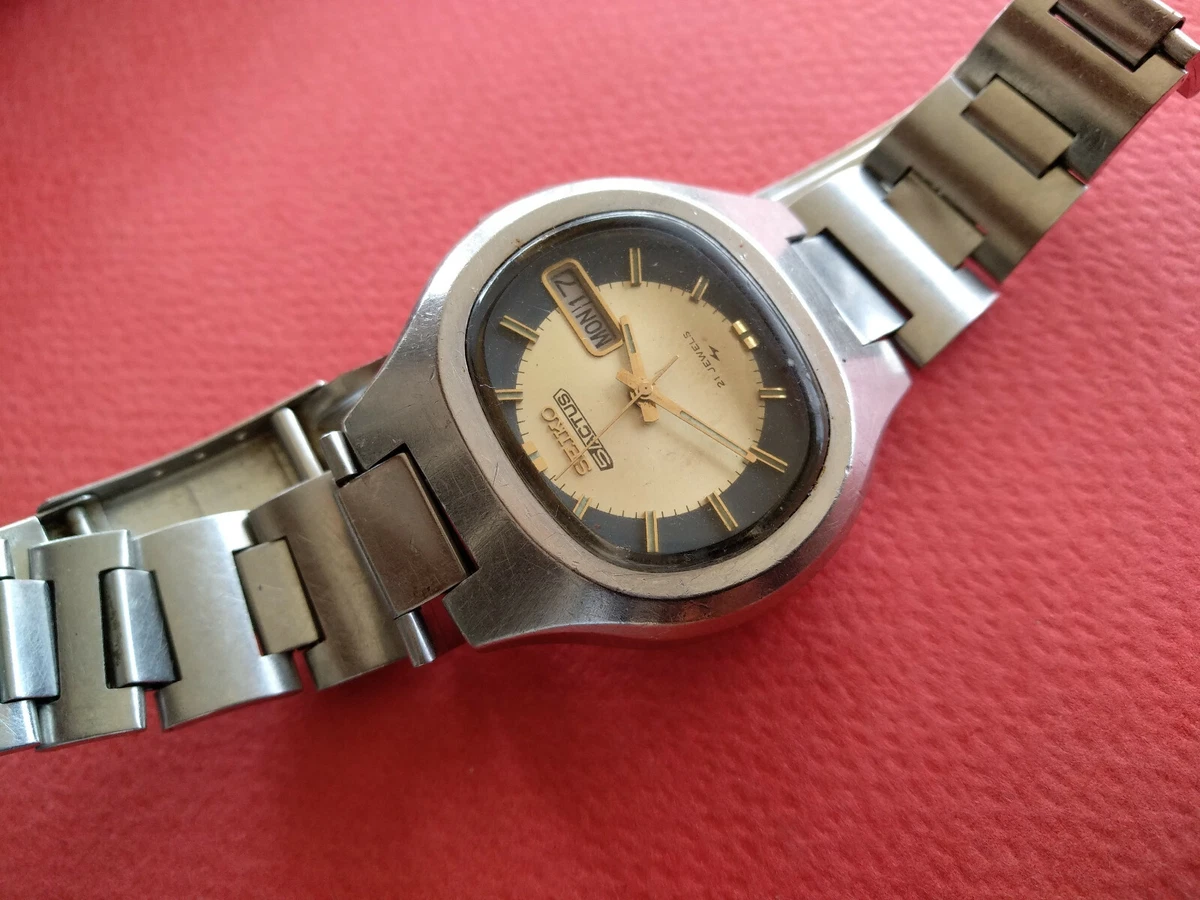 Vintage Seiko 5 Actus Automatic 7019-5010 Day/Date 21J Wristwatch_1489