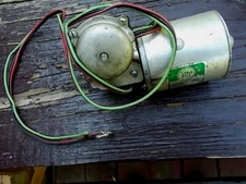 American Bosch Windshield Wiper Motor 24 volt P/N: WWC 24F-36 NOS DATED 1962 