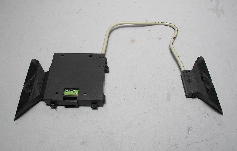 Ультразвуковой модуль сигнализации потолка крыши BMW E53 X5 SAV датчик 2000-2004 б/у от оригинального производителя - Изображение 3 из 4