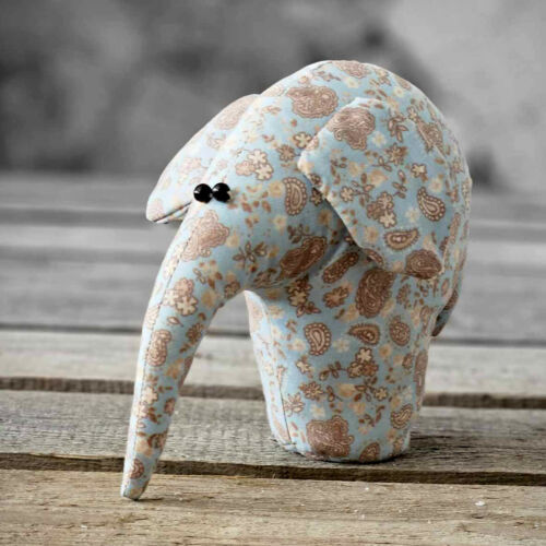 Vintage Design Fabric Elephant 13cm Elephant Decorative Item Wildlife Shabby Craft - Picture 1 of 3
