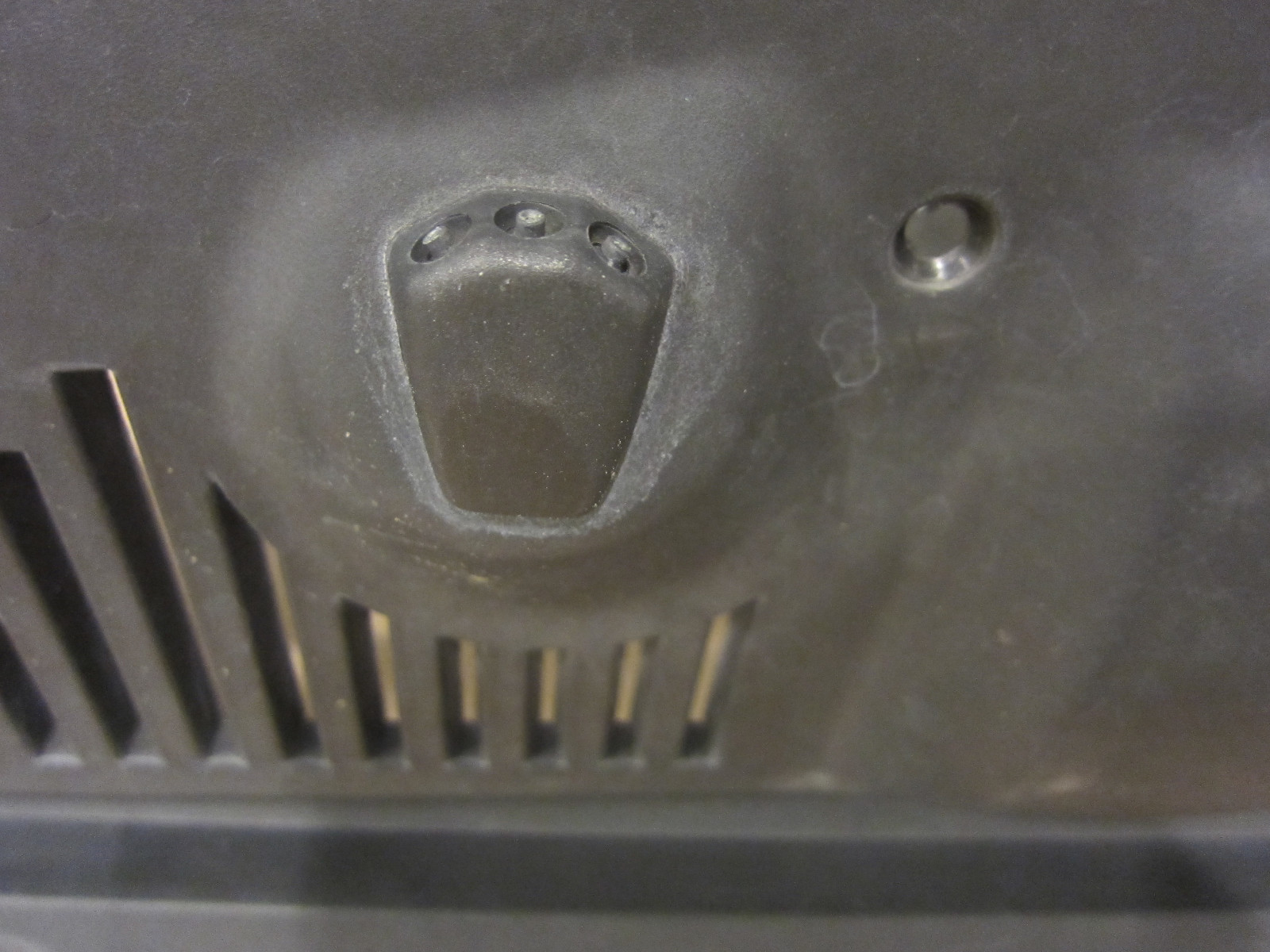 Maserati 4200 - Front Central Under Windshield Cowl - P/N  66365800