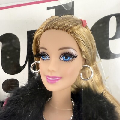Barbie 2013 Style Pink Luxe Rooted Eyelashes, Articulated Mattel