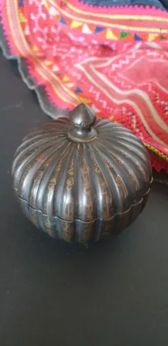 old asian bronze brass lidded container …beautiful collection item image 2