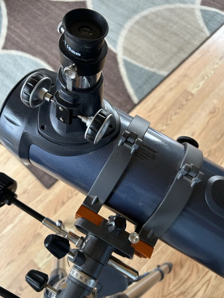 Celestron AstroMaster 114 EQ Telescope w/Tripod & 10MM Lens EUC Model 31042 Used - Image 3 of 4