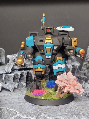Games Workshop Warhammer 40k - Tau XV8 Crisis Battlesuit Team