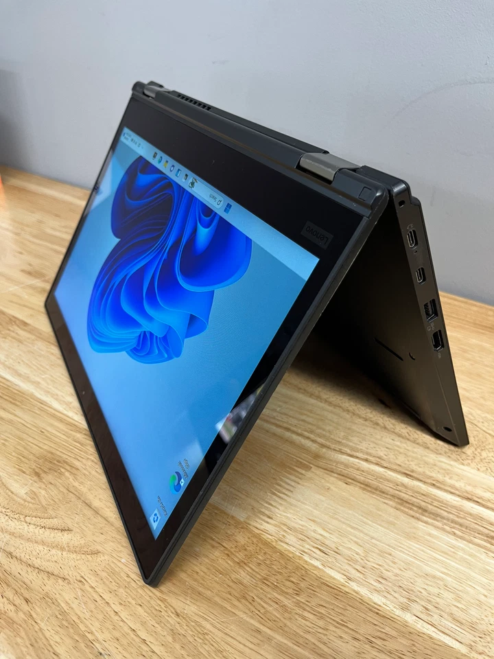 Lenovo Yoga L380 13.3" TOUCHSCREEN Laptop Intel Core i5, 256GB SSD, 8GB RAM, W11 - Image 4 of 4