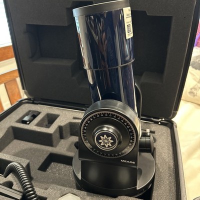 Meade ETX-70EC Refractor Telescope Computerized 9 mm 20 mm lenses