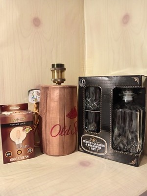 Alte Gewürzfass Lampe und Dekanter Set. Männerhöhle Vatertag Geschenk 