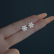 Women 925 Sterling Silver Post Snowflake Stud Earrings Frozen Christmas gift AJ