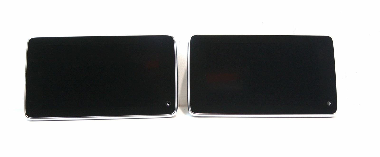 BMW Rear compartment monitor 10,2