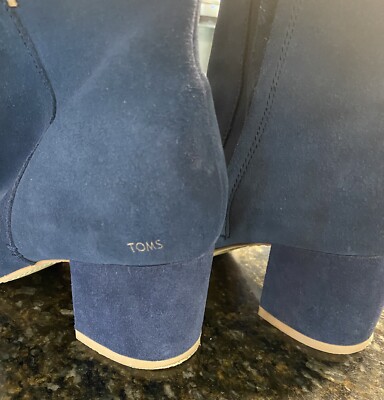 TOMS Navy Suede Women display picture 2