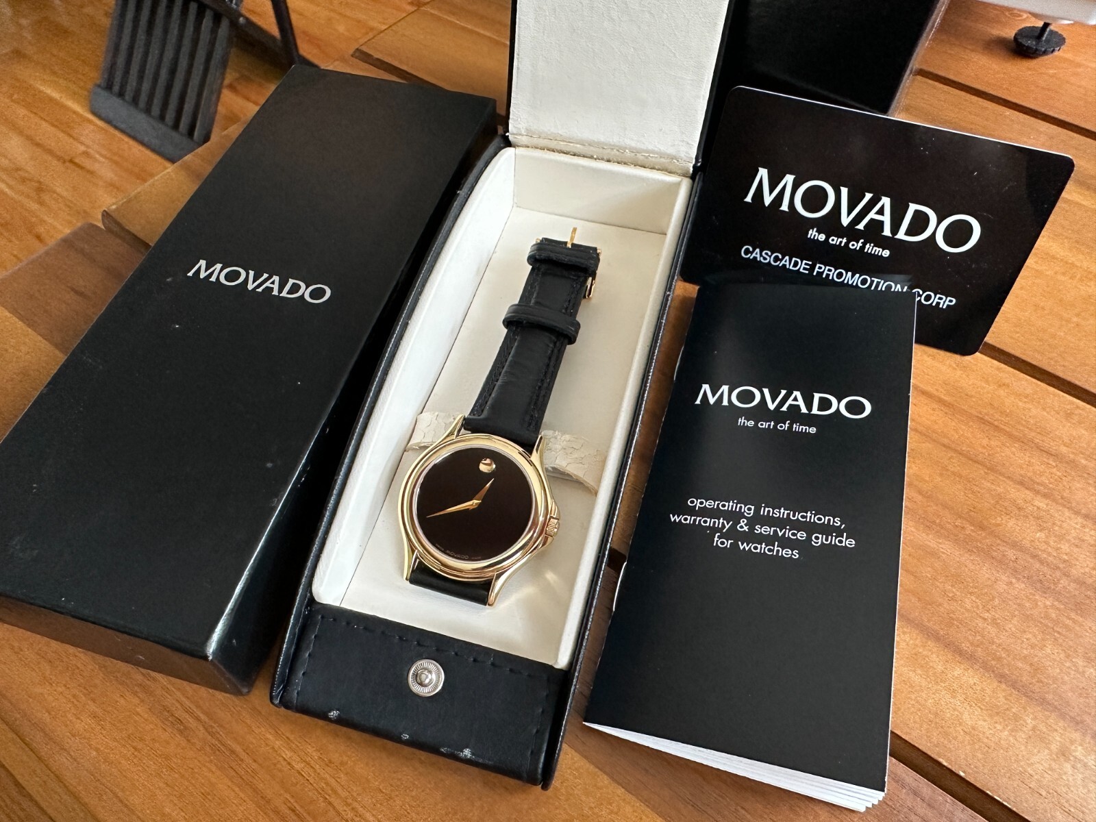 Mens Authentic Movado Classic Museum Watch 18k Gold 87 E4 0863 for  