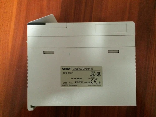 Fast delivery OMRON PLC C200HX-CPU44-E NEW 