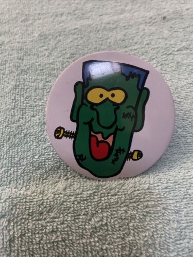 Pin pinback botón Halloween Frankenstein de los años 80 - Imagen 4 de 5