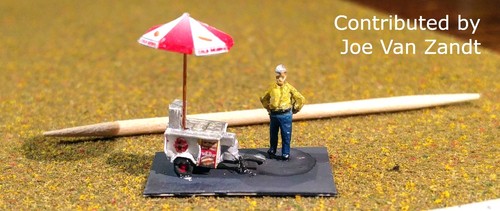N Scale Bart's Hot Dog Cart Kit for Model Railroad by Showcase Miniatures (526) - Picture 3 of 10
