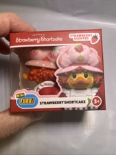 Mini Tubbz Strawberry Shortcake scented Rubber Yellow Duck New Never opened Cute