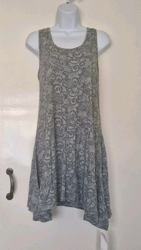 Evie Y2K Grey Lace Pattern Hanky Hem Racer Back Tunic Top Dress 14 NWT Peacocks - Image 3 of 4
