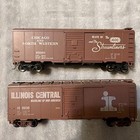 ATHEARN HO 40' CHICAGO NORTH WESTERN 65160 STREAMLINERS & ILLINOIS CENTRAL 30130 — photo 2