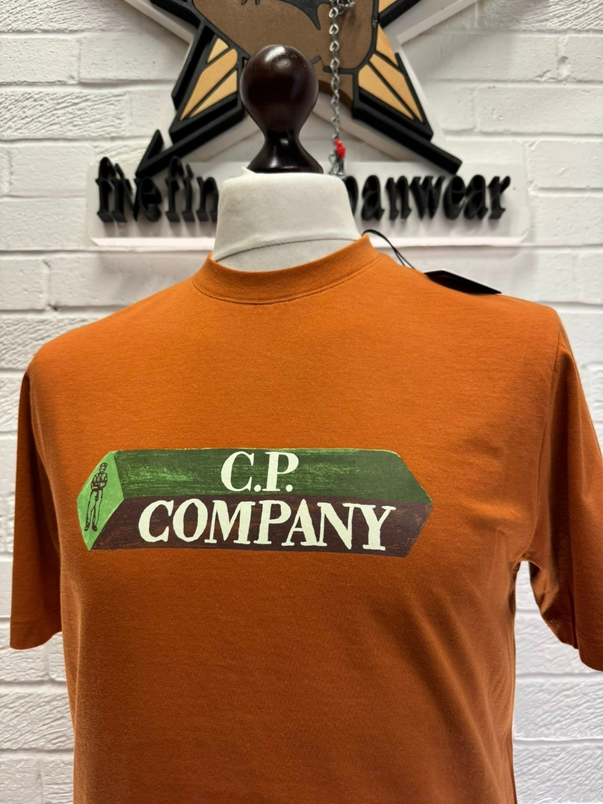 BNWT  CP COMPANY 166A 30/1 Jersey T-shirt in orange  - Large      / P2P 21.5” thumbnail 2