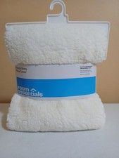 Room Essentials Cream Soft Sherpa Body Pillow Cover 20x 50