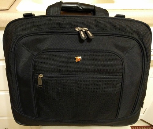 Targus Black Laptop Messenger Briefcase 